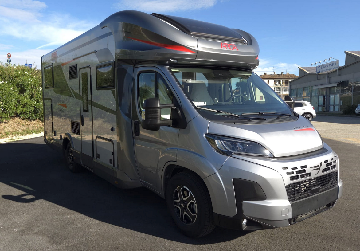 Cerchi un camper in vendita o a noleggio?